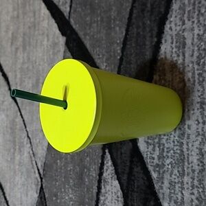STARBUCKS 2016 MATTE NEON YELLOW SIREN STAINLESS STEEL INSULATED TUMBLER